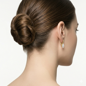 Boucles d'oreilles clous solitaires en or rose avec diamant taille poire certifié IGI – Tendance, pour femme, mariée, mariage, anniversaire, cadeau de fête, bijou raffiné - Product Image 4