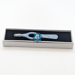 Pince à épiler pour sourcils à prix de gros, à pointe inclinée, en acier inoxydable, fabriquée à la main avec une poignée confortable - Product Image 6