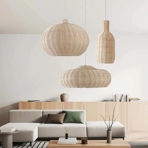 Pantalla de lámpara colgante de ratán hecha a mano, cubierta decorativa de estilo bohemio para iluminación de techo, para el hogar y hoteles, hecha en Vietnam. - Product Image 3