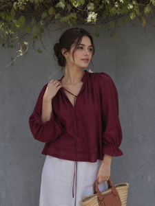Blusas de Lino y Algodón Color Vino Tinto Personalizadas, Manga Larga, Cuello con Volantes, Cuello en V con Lazo, Blusas Casuales Holgadas Estilo Boho para Oficina - Product Image 2