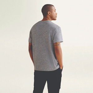 เสื้อยืดโอเวอร์ไซส์ทรงหลวมคุณภาพสูง พิมพ์ลายโลโก้ตามสั่ง ผ้าหนา ซักย้อมสไตล์วินเทจ เหมาะสำหรับออกกำลังกาย ฟิตเนส สำหรับผู้ชาย - Product Image 4