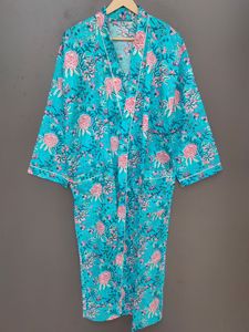 Robe kimono à imprimé floral turquoise |   Cravate à manches longues |   Couverture de plage d'été - Product Image 3