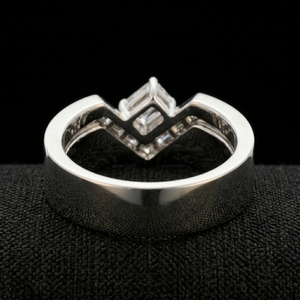 Modern Platinum <b>Diamond</b> Wedding <b>Ring</b> for Women Elegant Fine Jewelry for Engagement Anniversary and Parties - Product Image 2