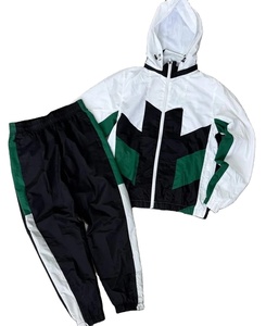 ชุดวอร์มแบบยูนิเซ็กซ์คุณภาพสูง ปรับแต่งได้ พร้อมโลโก้และดีไซน์เฉพาะตัว - Product Image 1