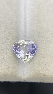 Piedra de Tanzanita Sirena Natural Certificada, Sin Calentar, de Color Bio, Corte en Forma de Corazón, Zoisita Natural, 2.03 Quilates, Limpia con Lupa - Product Image 5