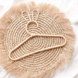 Accessoires de dressing cintre en rotin pour enfants manteaux de pantalons cintres de vêtements pour bébés tout-petits de qualité supérieure - Product Image 1