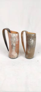 Auténtico Jarro de Cuerno Estilo Vikingo Hecho a Mano y Ecológico, Jarra con Asa para Miel, Vino, Cerveza, Licores, para Amantes de las Bebidas - Product Image 2