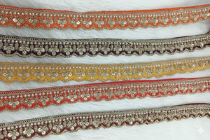 Tissu en dentelle de soie laiteuse de luxe, brodé de perles fixes et de dentelle, richement perlé, pour robe de mariée et tenue de soirée haut de gamme - Product Image 4