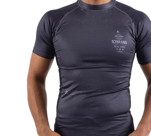 เสื้อแรชการ์ดแขนยาว ยูนิเซ็กซ์ โพลีเอสเตอร์/ไนลอน 240 กรัม สำหรับปี 2026 บีเจเจ พิมพ์ลายแบบรีดร้อน เป็นมิตรกับสิ่งแวดล้อม พร้อมโลโก้สั่งทำ - Product Image 1