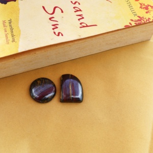 Ensemble de cabochons minéraux en agate tigre naturelle, formes irrégulières, pierres précieuses rayées rouge, or et noir, taille libre pour la fabrication de bijoux - Product Image 2