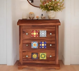 Commode à 3 tiroirs en bois massif avec incrustation de carreaux de céramique |   Table de chevet traditionnelle |   Meubles de maison en gros - Product Image 4