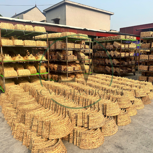 Collier de sapin de Noël en jacinthe d'eau tressé pour sapins artificiels, prix de gros abordable, fabriqué au Vietnam - Product Image 6