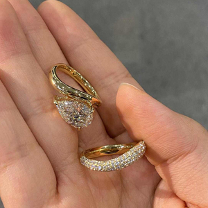 Anillo de Moissanita de Plata de Ley 925 de Primera Calidad con Baño de Rodio y Engaste de Garras para Mujer, Ideal como Regalo de Cumpleaños, Precio de Exportación - Product Image 5