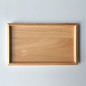 Plateau de service rectangulaire en bois massif, design classique, finition polie artisanale, vaisselle et assiettes, H a CRAFT, mariage, durable - Product Image 3