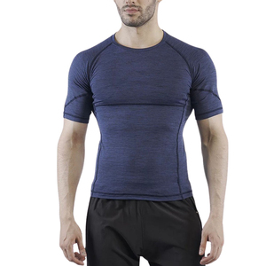 Diseño ligero que mejora la comodidad en el entrenamiento. Camisetas de compresión para hombre diseñadas para correr, gimnasio y vida activa. Camisetas de compresión para hombre. - Product Image 1