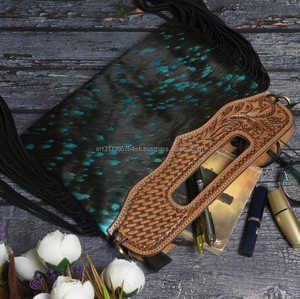 Venta caliente de las mujeres de estilo occidental Vintage de cuero genuino hecho a mano monedero Casual patrón cuadrado borla cremallera plumas uso diario - Product Image 2