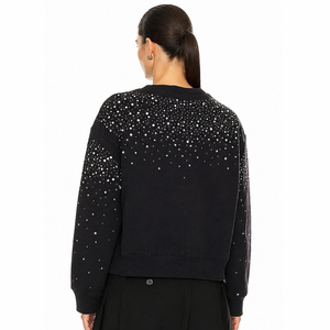 Sudadera Negra con Tachuelas para Mujer, Sudadera de Algodón Premium con Cuello Redondo, Sudadera Informal con Pedrería, Estilo Europeo y Estadounidense - Product Image 2