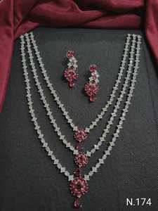 Elegante conjunto de joyería nupcial india, collar largo con diamantes CZ en capas y pendientes, conjunto de joyería de boda estilo Bollywood, venta al por mayor - Product Image 6