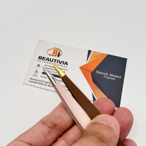 Pinzas para Cejas de Acero Inoxidable Ligeras para un Afeitado de Precisión, Reutilizables, con Punta Puntiaguda, Pinzas para Cejas con Logotipo Privado - Product Image 6
