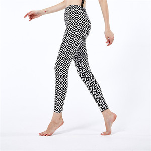 Leggings de compression anti-transpiration pour femmes, vêtements de sport pour la course à pied, fournisseur, qualité d'exportation, leggings de compression pour femmes - Product Image 4