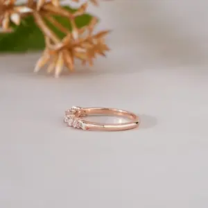 Elegante anillo de eternidad con diamantes talla marquesa en oro rosa para mujer, regalo de lujo para boda, compromiso o aniversario, joyería fina. - Product Image 5