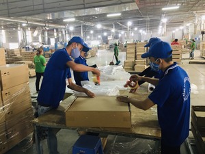 Round <b>Garden</b> <b>Table</b> crafted for outdoor use with durable construction and weather resistant finish suitable for patios lawns - Product Image 6