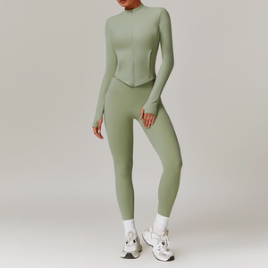 Ensemble de sport pour femme en tricot de spandex et polyester, respirant, sans couture, comprenant un crop top à col rond et un legging d'entraînement - Product Image 5