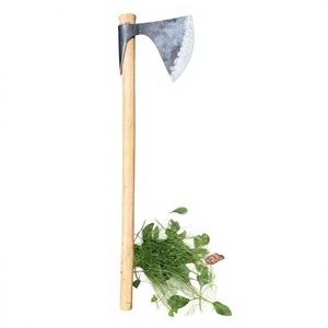 Hacha de supervivencia de acero forjado, diseño nórdico, tomahawk con mango de madera, hacha personalizada con diseño de diosa alada, herramienta de 25 pulgadas. - Product Image 1