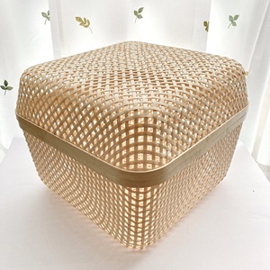 Cajas de bambú elegantes para guardar ropa, cestas con tapa tejidas a mano con fibra natural. - Product Image 4