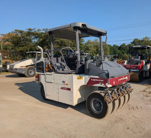 รถบดอัดยางลม 6 ตัน ปี 2022 ขนาด 1760 มม. 9 ล้อ ยางล้อ  สำหรับงานบดอัดถนนใหม่ อุปกรณ์บำรุงรักษาทางหลวง - Product Image 1