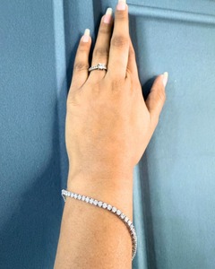 Pulsera de Plata de Ley 925 con Diamante Moissanita Redondo, Pulsera de Diamantes Personalizada, Regalo para Aniversario - Product Image 4