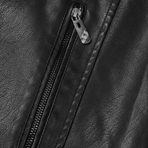Nueva Chaqueta de Cuero Ecológica Acolchada Estilo Urbano con Logotipo Frontal para Hombre Precio al por Mayor - Product Image 4