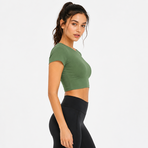 Top corto suave para mujer que ofrece un ajuste cómodo, una forma moderna y un atractivo elegante, ideal para atuendos diarios y conjuntos informales. - Product Image 2