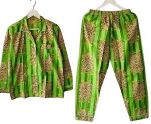 Pijamas de 2 Piezas para Mujer, Estampado a Rayas Verdes, de Algodón y Fibra de Bambú, Manga Larga, Cuello Camisero, Ropa de Dormir Informal - Product Image 2