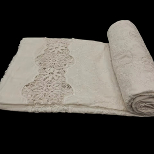 Tela Bordada de Algodón GPO Blanco de Alta Calidad Premium – Diseño Intrincado de Encaje Guipur y Motivos Florales para Prendas de Vestir - Product Image 1