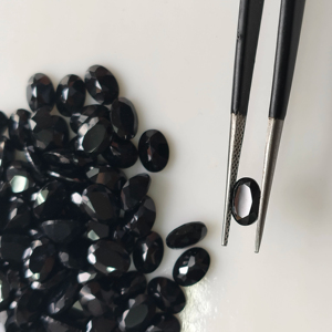 สปิเนลสีดำธรรมชาติ 7x5 มม. รูปทรงวงรี คุณภาพดีที่สุด พลอยหลวมสำหรับทำเครื่องประดับ ผลิตภัณฑ์จากเรดเมาน์เทน เจมส์ - Product Image 1