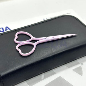 Tijeras de Bordado de Acero Inoxidable con Mango en Forma de Corazón, Recubiertas de Rosa Claro, con Bordes Dentados y Lisos para Papel e Hilo - Product Image 3