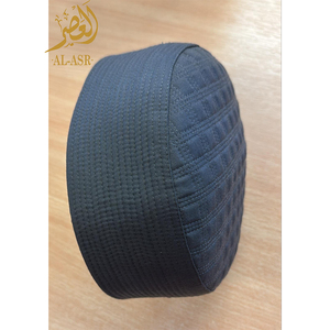 Gorro musulmán ligero de primera calidad con bordado personalizado en color a elección para hombres, para uso en la oración, de algodón suave, sin costuras, tradicional. - Product Image 2