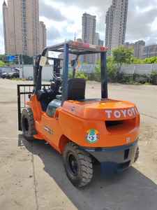 Montacargas Diésel Toyota FD50 de 5 Toneladas con Bomba de Caja de Cambios y Motor de Alto Rendimiento, Usado para Almacenes y Obras de Construcción - Product Image 6