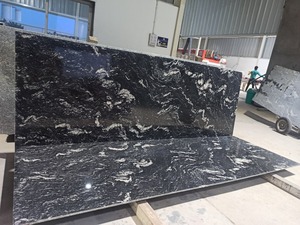 Dalles de granit noir Dragon, pierre naturelle, best-seller, pour projets résidentiels et commerciaux de luxe, cuisine incluse, disponibles à la vente - Product Image 4