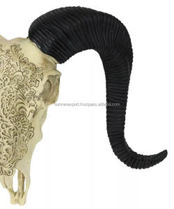 Crâne de buffle avec cornes, fait main, imperméable, décoration d'intérieur animale, représentation sacrée de l'esprit de la nature sauvage des peuples indigènes - Product Image 2