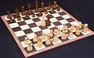Jeu d'échecs Staunton Tournament Series, pièces en bois de Sheesham et de buis, roi de 3,75 pouces, au meilleur prix - Product Image 3