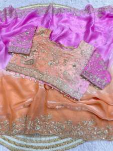 Sari indio de satén Fandy de primera calidad con bordado en c pallu y trabajo de hilo Zari plateado, con borde con trabajo de corte. - Product Image 6