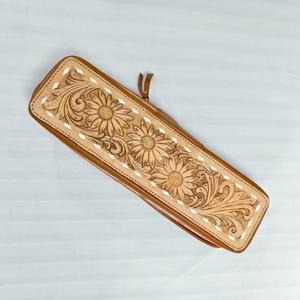 Étui classique en cuir avec motif floral gravé à la main pour lisseur et fer à boucler, résistant à la chaleur, organiseur de voyage - Product Image 2