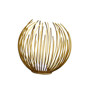 Lanterne marocaine en métal de luxe pour les décorations de Noël, Thanksgiving, Ramadan et Nouvel An - Product Image 3