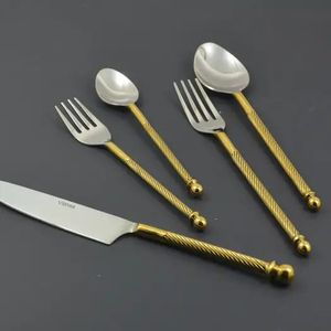 Cuillères de service en métal style vintage Golden Branch Design, ensemble de couverts finition miroir haute brillance - Product Image 3