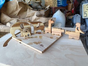 Estatua Decorativa de Animales de Madera Natural Hecha a Mano para Distribución Mayorista y Soporte al Mercado Minorista Global Hoy - Product Image 6