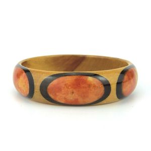 Joyería Étnica Tradicional Artesanal Premium para Mujer - Colección Festiva de Brazaletes de Madera de Bambú Pintados, Artesanía de Moda de la India - Product Image 1