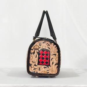 Sac de voyage de luxe en cuir floral fait main, motif damier, fermeture éclair, design durable - Product Image 2