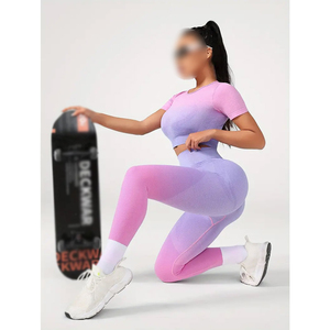 Ensemble de yoga écologique et solide à séchage rapide : Crop top et leggings taille haute, tenue de sport à manches courtes, ensemble coordonné 2 pièces - Product Image 6